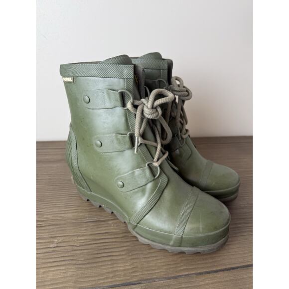 Sorel Joan Rain Wedge Gloss Green Waterproof Rubber Lace Up Boots Womens 10 - Picture 1 of 8